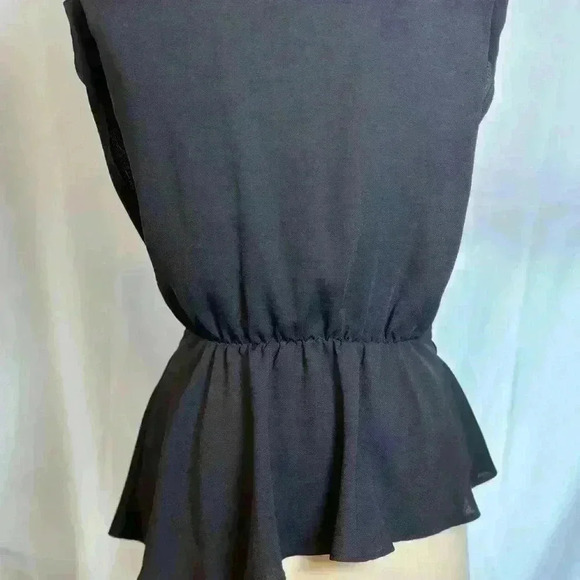 NWT! Zara Black V Neck Blouse with Belt (Size XS) - Picture 7 of 9